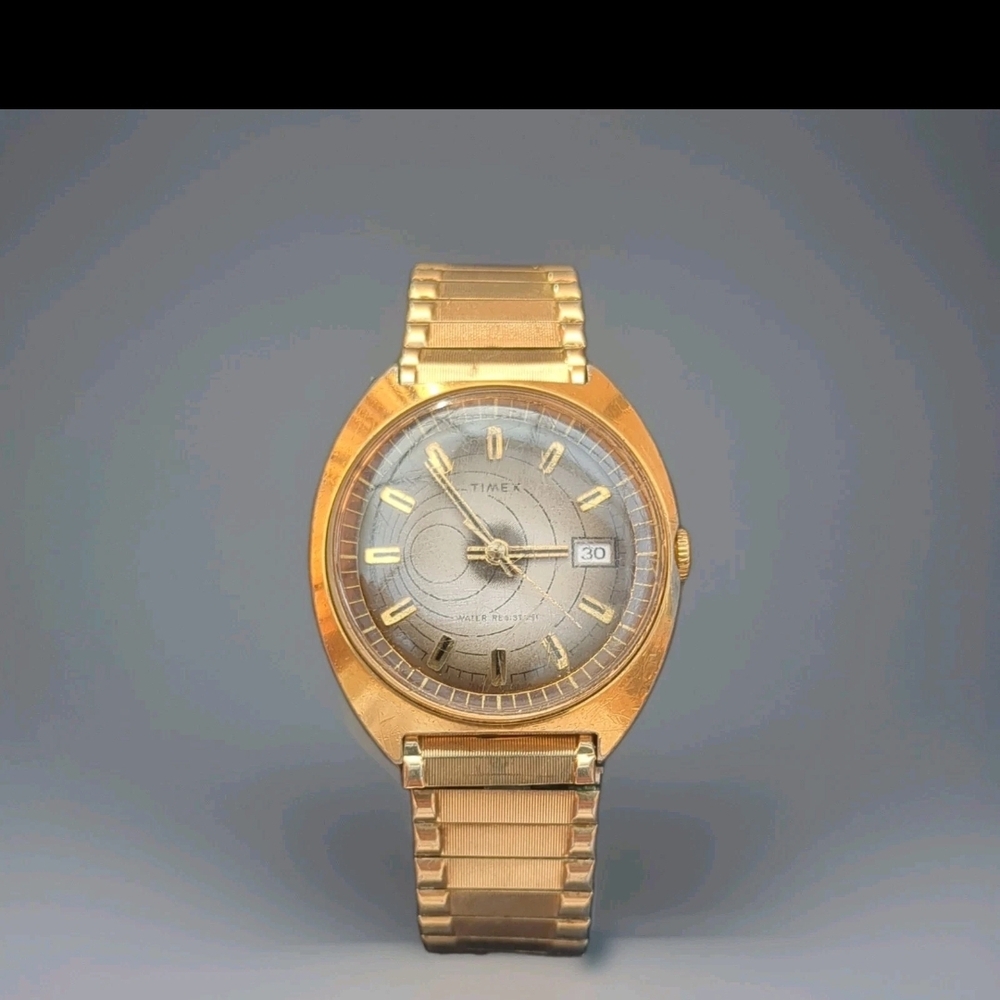 Timex Gold and Silver Smartwatch